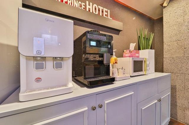 Daegu Daemyeong-Dong New Prince Hotel Экстерьер фото